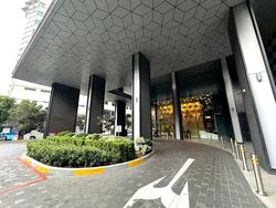 Centrium Square (D8), Office #621051551